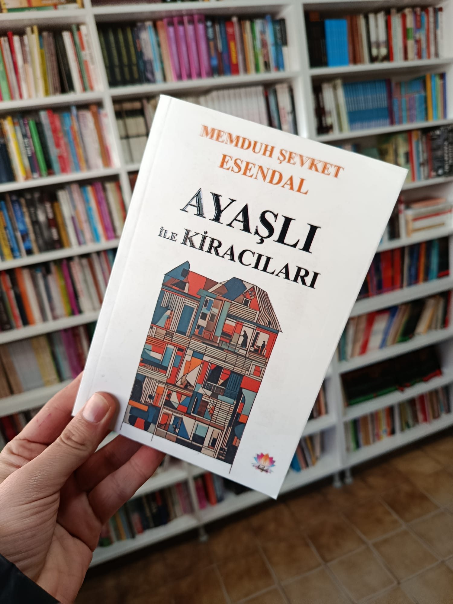 Ayaşlı İle Kiracıları - Memduh Şevket Esendal